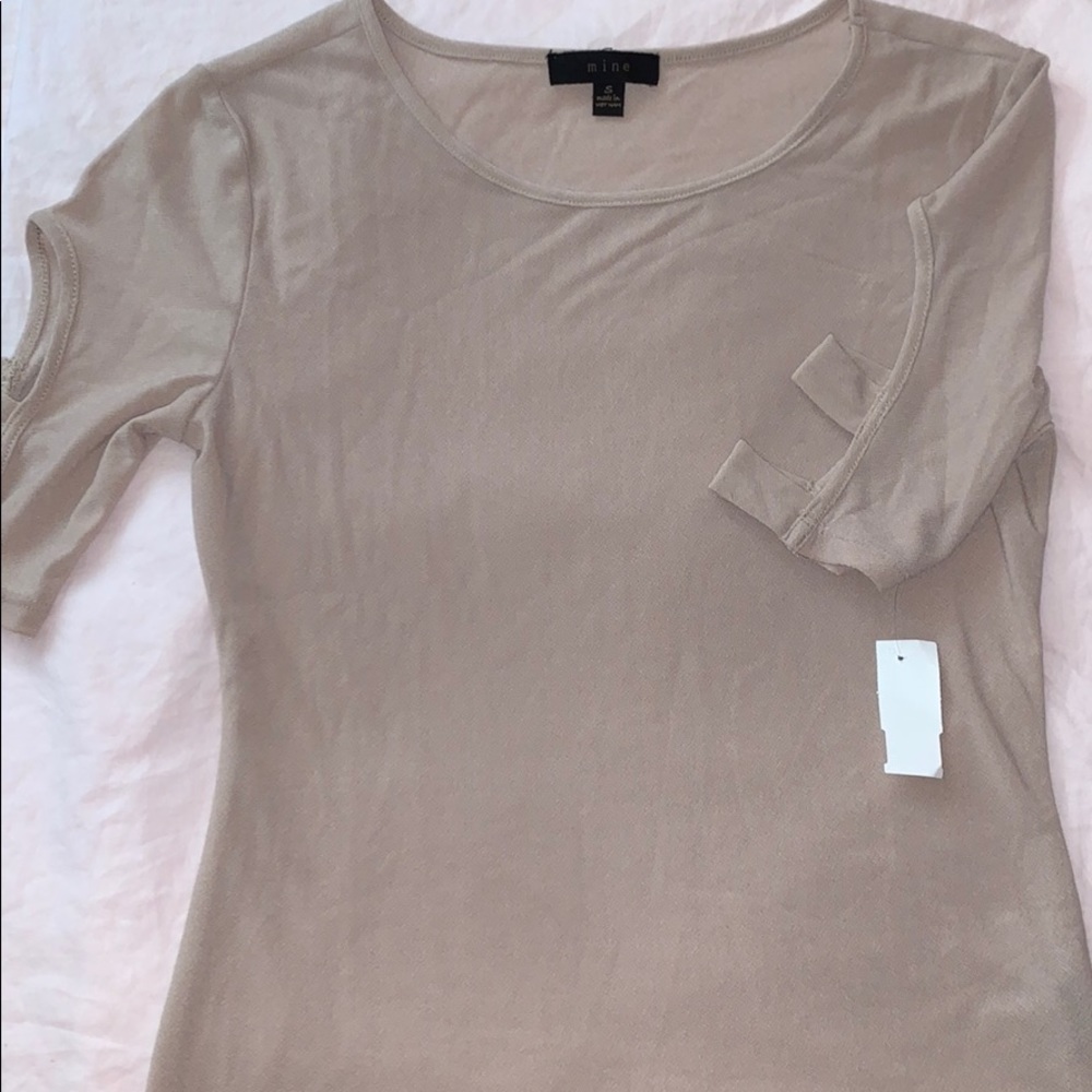 beige cutout sleeve top